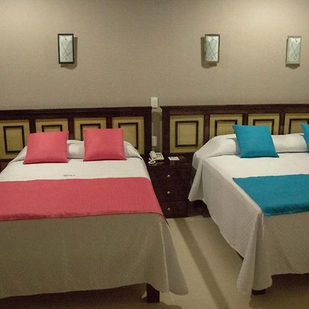 Hotel De La Pena Inn Santo Domingo Tehuantepec Esterno foto